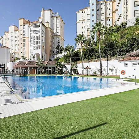 Hanami Real Sofia 2 Apartamento *